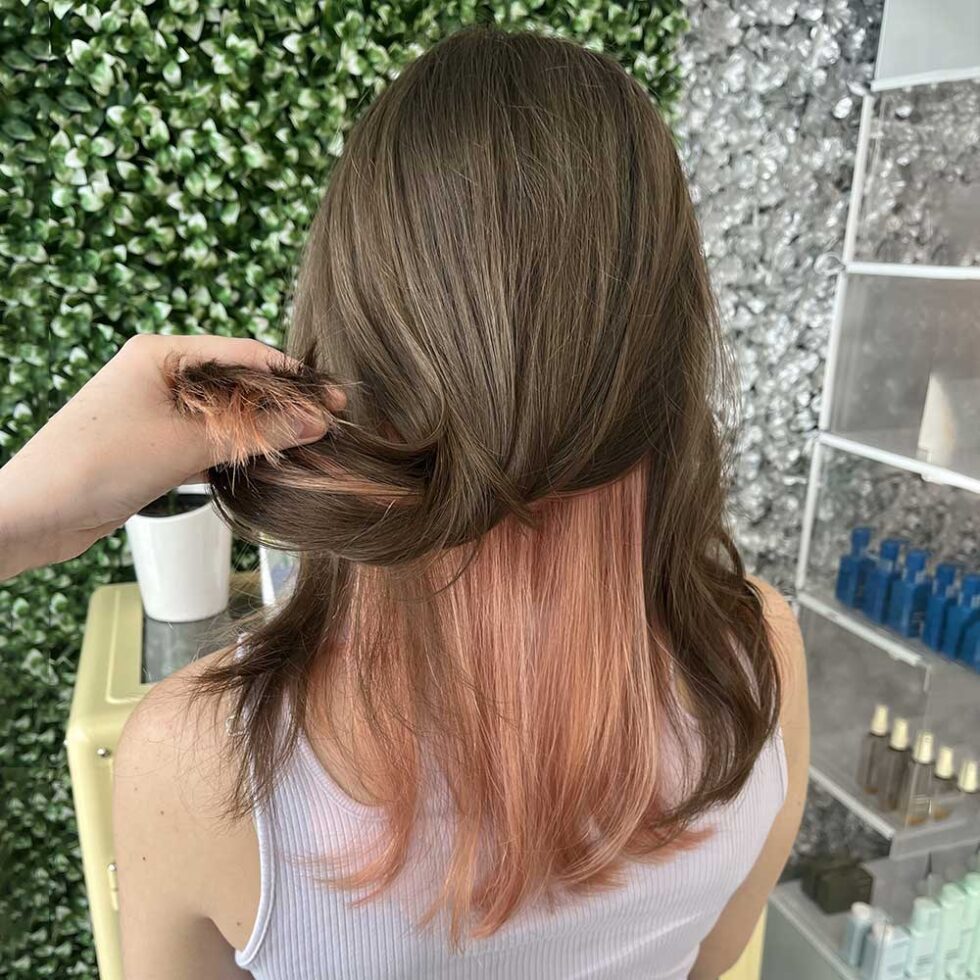 Salon that does Peakaboo Color